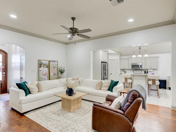 213 Roanoke Circle, Benton, LA 71006