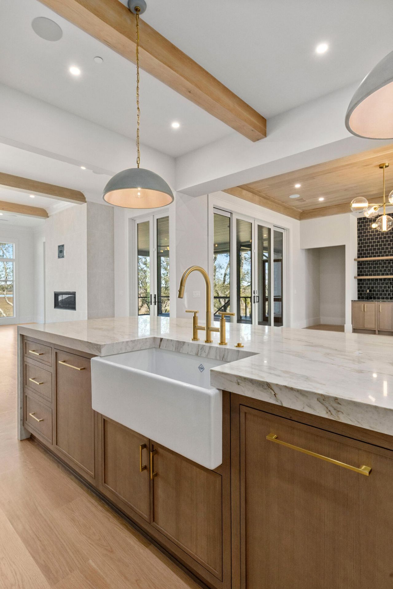 925 Fish Camp Road Photo 10