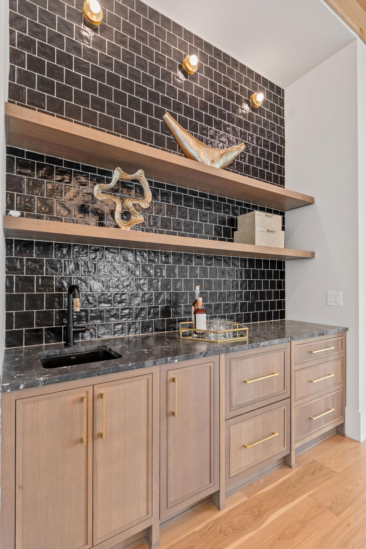 925 Fish Camp Road Photo 23