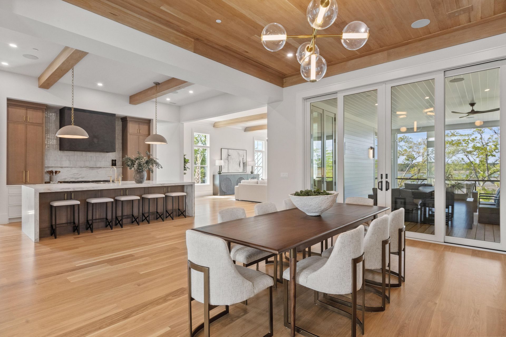 925 Fish Camp Road Photo 24