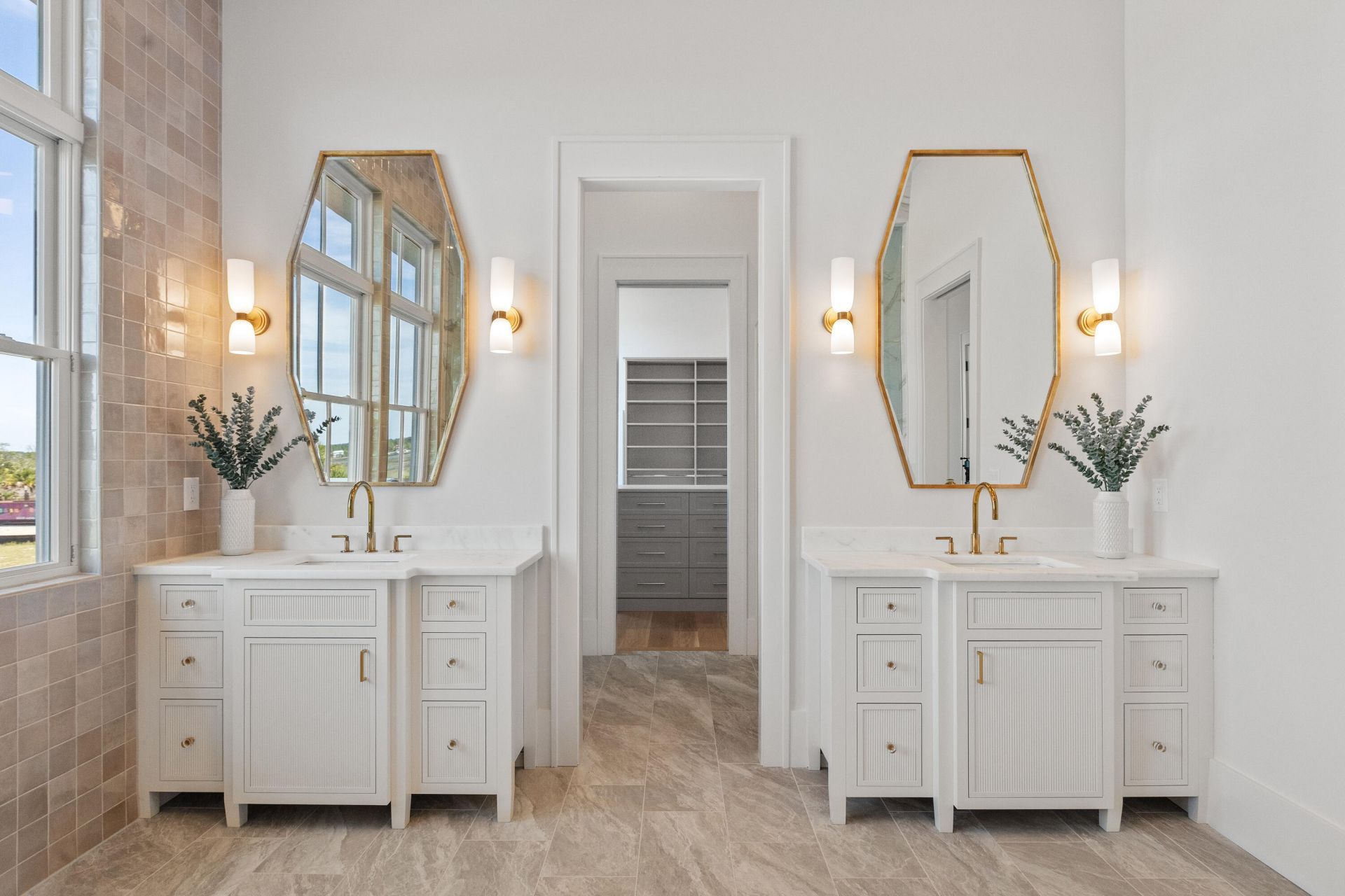 925 Fish Camp Road Photo 29