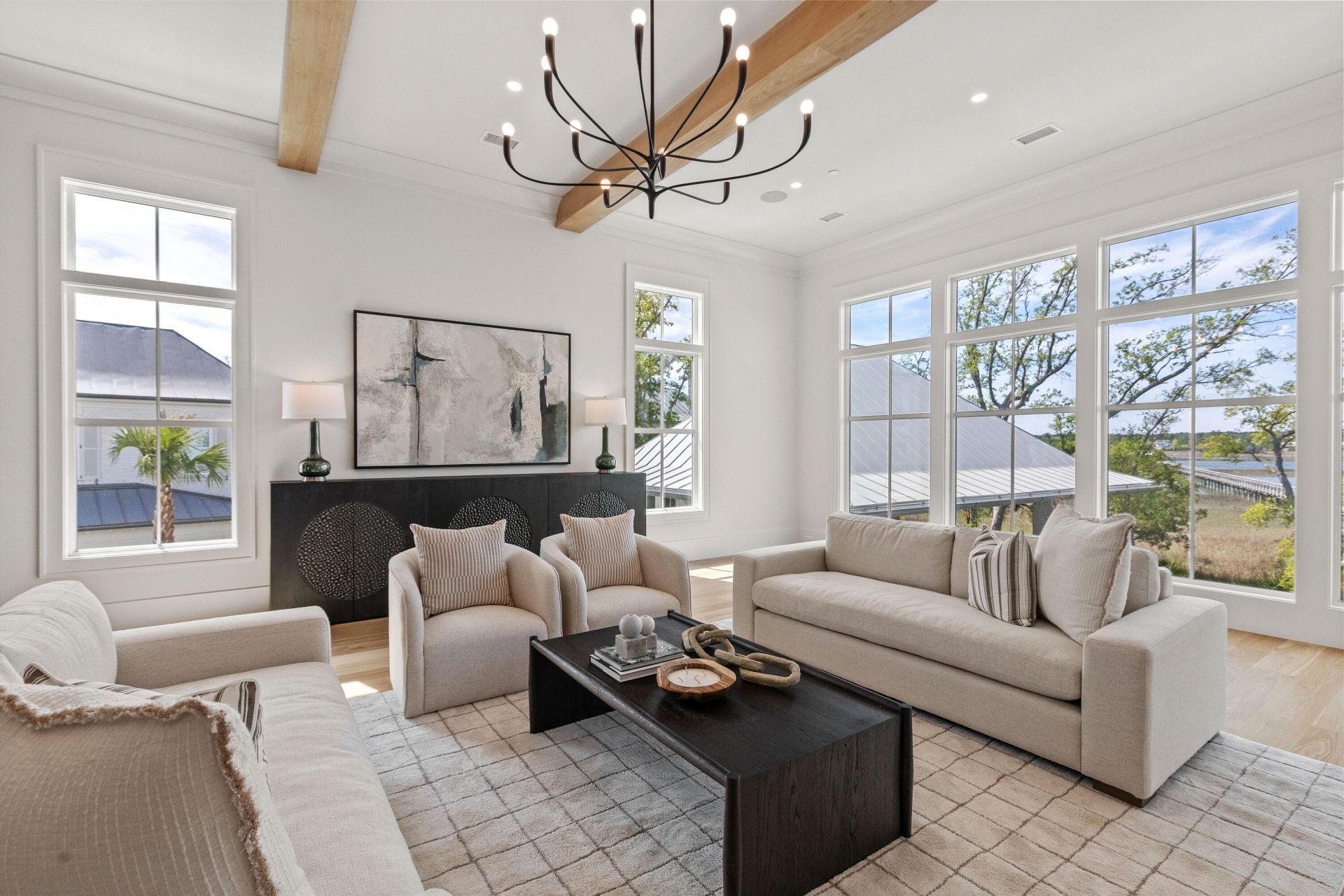 925 Fish Camp Road Photo 7