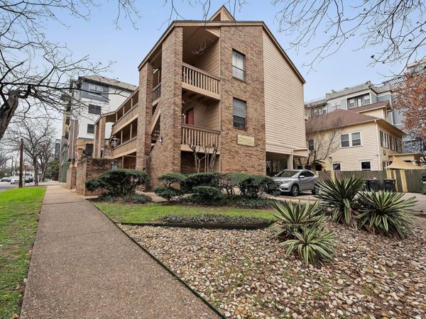2210 Pearl ST, Unit 305, Austin, TX 78705