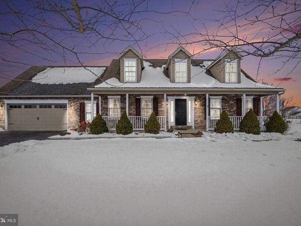 127 COVENTRY DRIVE, CARLISLE, PA 17015