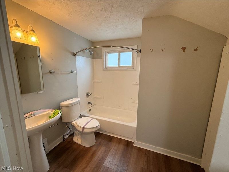 10201 Robinson Avenue, Garfield Heights, OH 44125 Photo 15