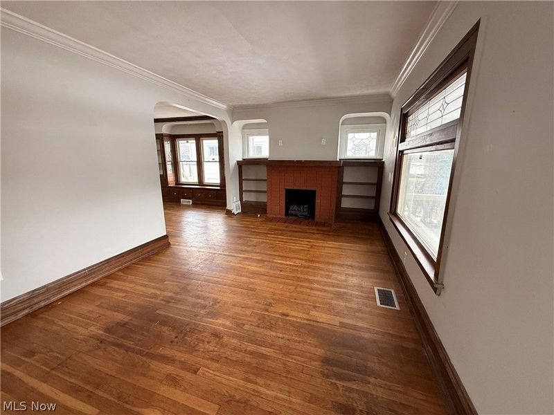 10201 Robinson Avenue, Garfield Heights, OH 44125 Photo 3