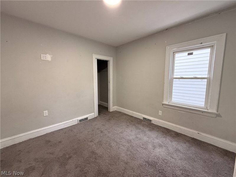 10201 Robinson Avenue, Garfield Heights, OH 44125 Photo 4