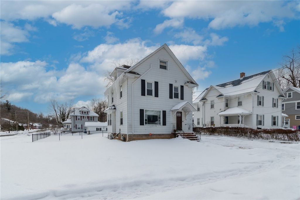 135 Wilson Street, Newark, NY 14513 Main Photo