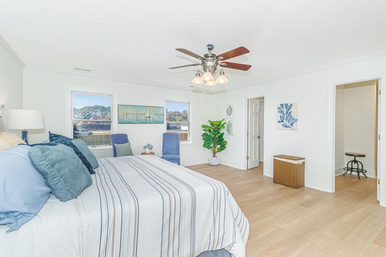 1430 Bay Tree Ln.  Photo 16