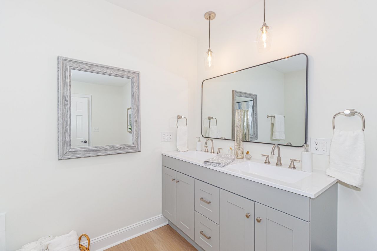 1430 Bay Tree Ln.  Photo 19