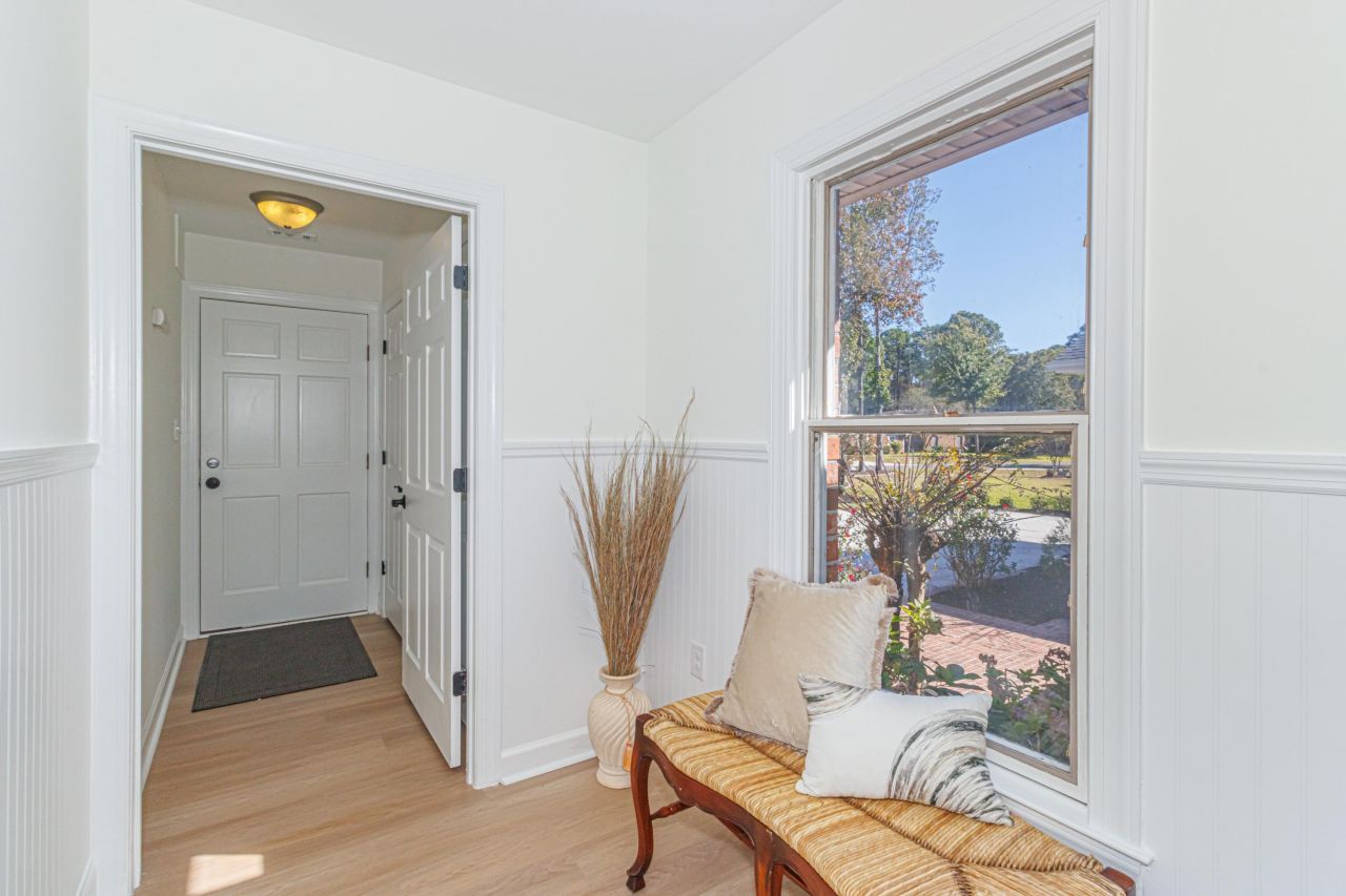 1430 Bay Tree Ln.  Photo 33