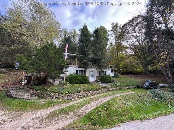 4929 Elk River Road, Procious, WV 25164