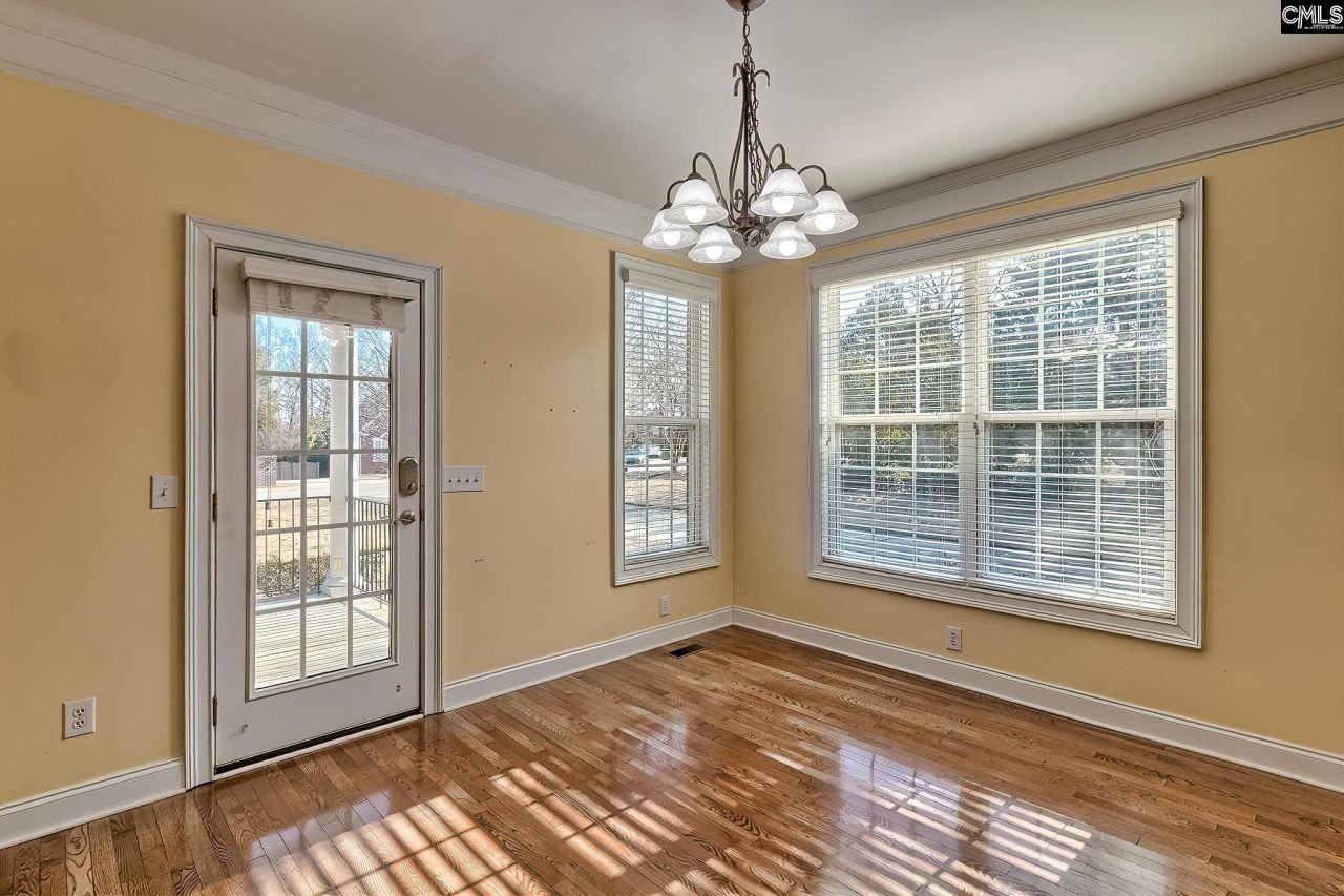 24 Clay Court Photo 15