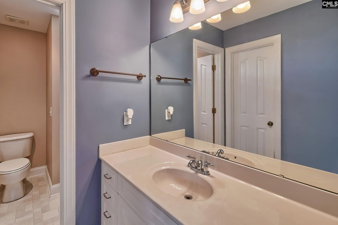 24 Clay Court Photo 44