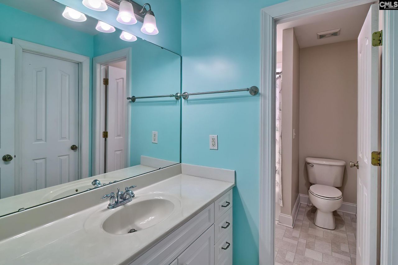 24 Clay Court Photo 51