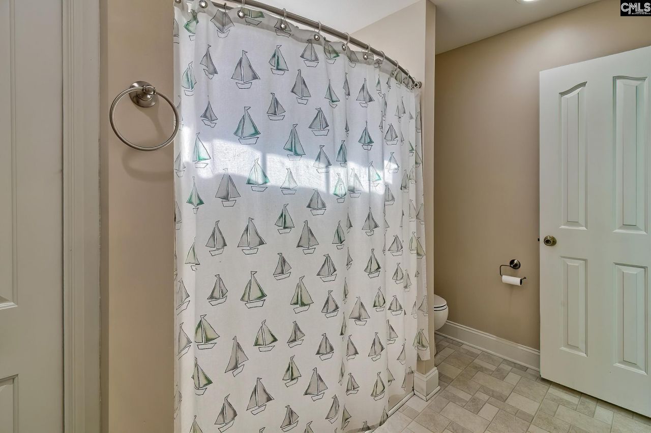 24 Clay Court Photo 52