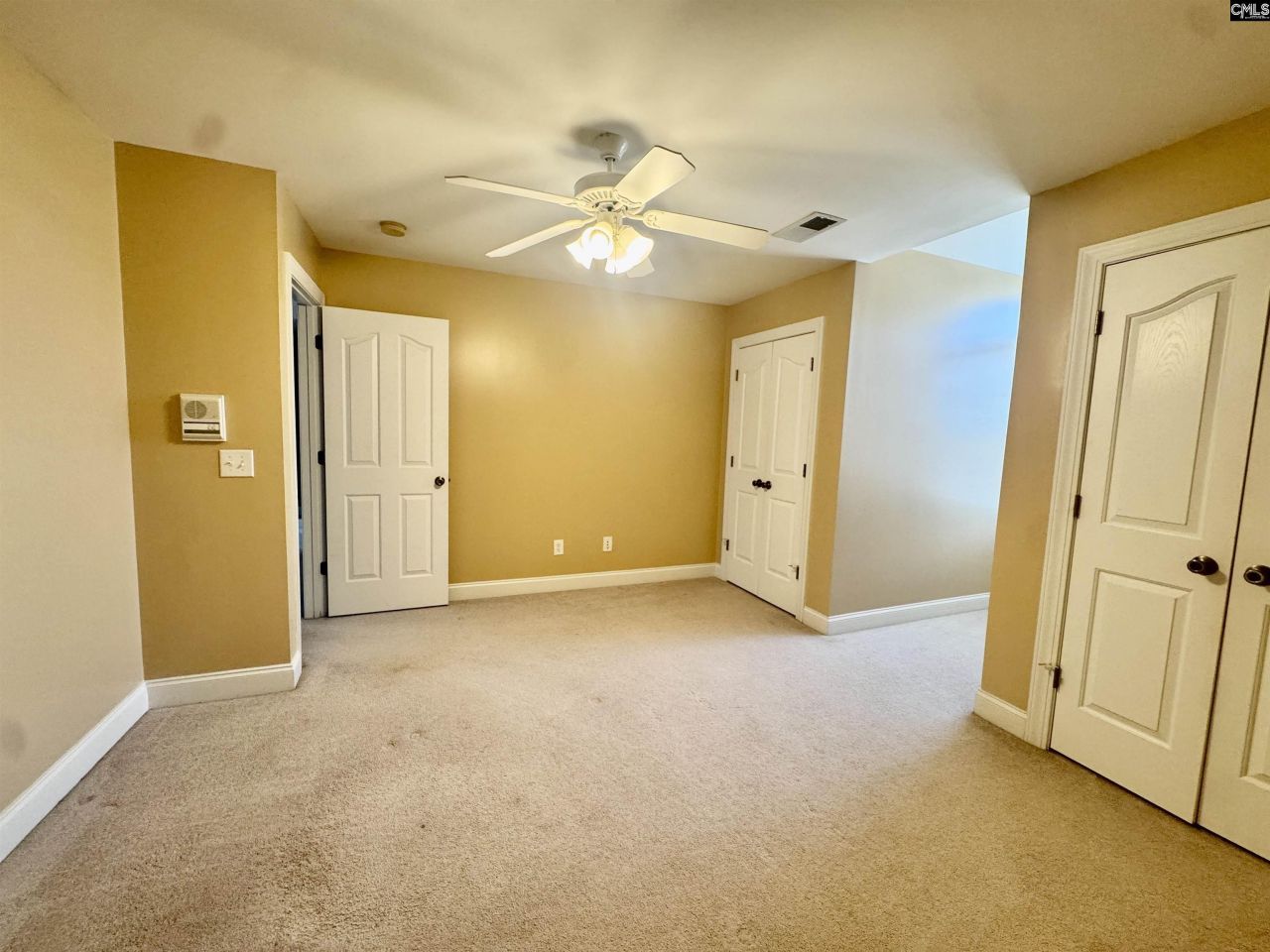 24 Clay Court Photo 55