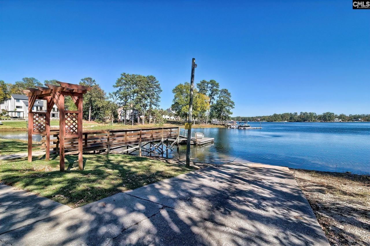 24 Clay Court Photo 67