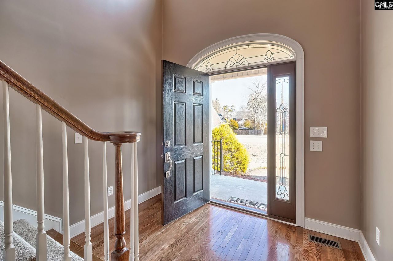 24 Clay Court Photo 9