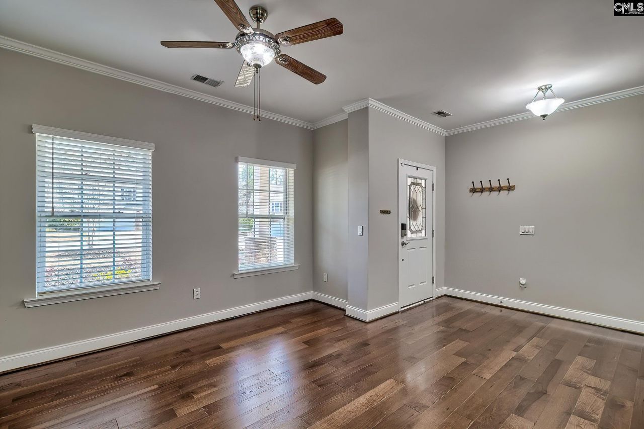 208 Woolbright Lane  Photo 10