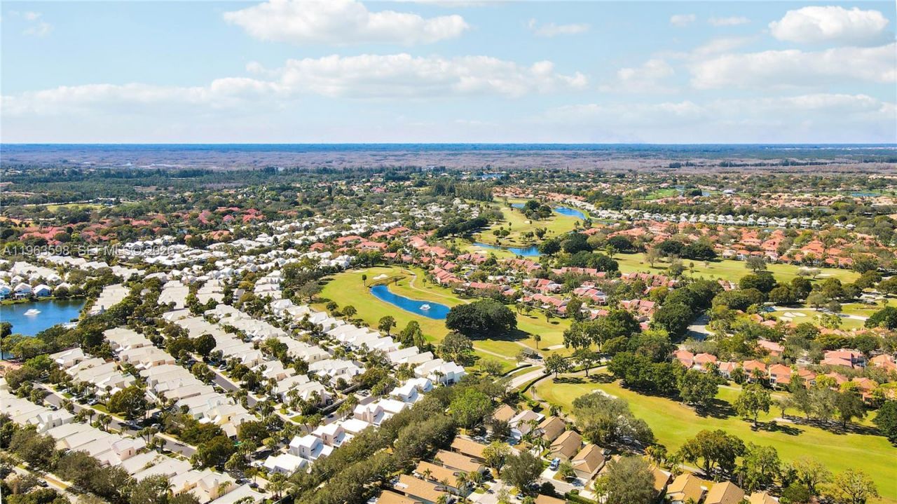 63 N Ironwood Way N , Palm Beach Gardens, FL 33418 Photo