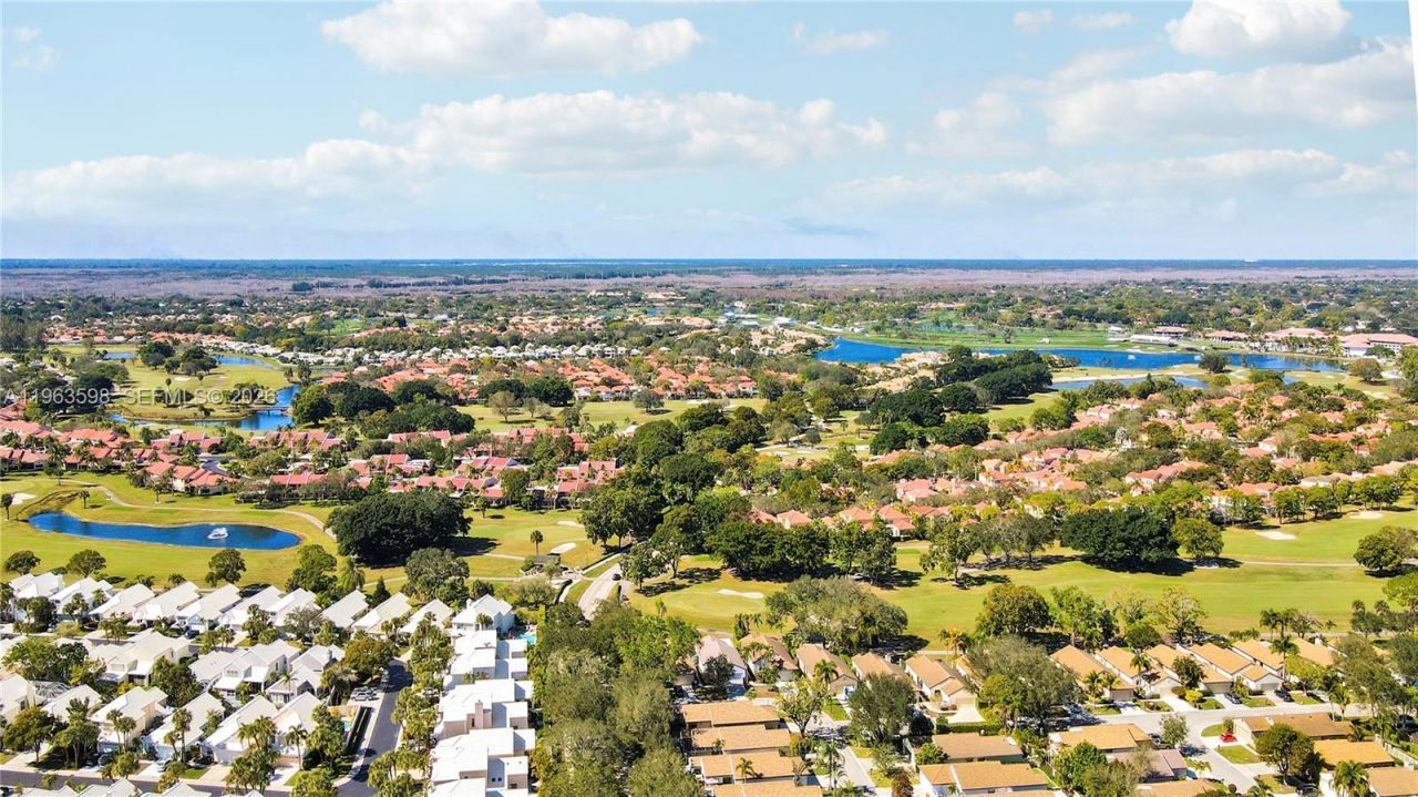 63 N Ironwood Way N , Palm Beach Gardens, FL 33418 Photo