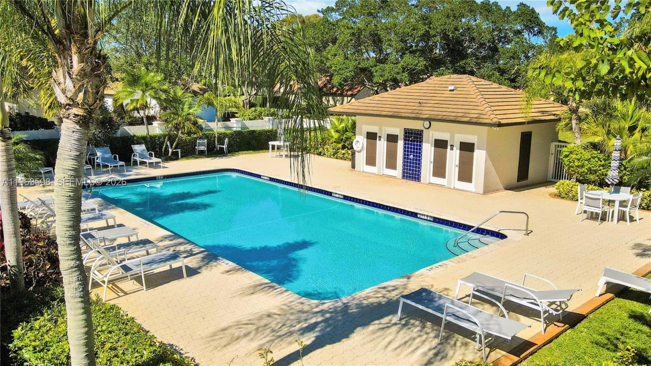 63 N Ironwood Way N , Palm Beach Gardens, FL 33418 Photo