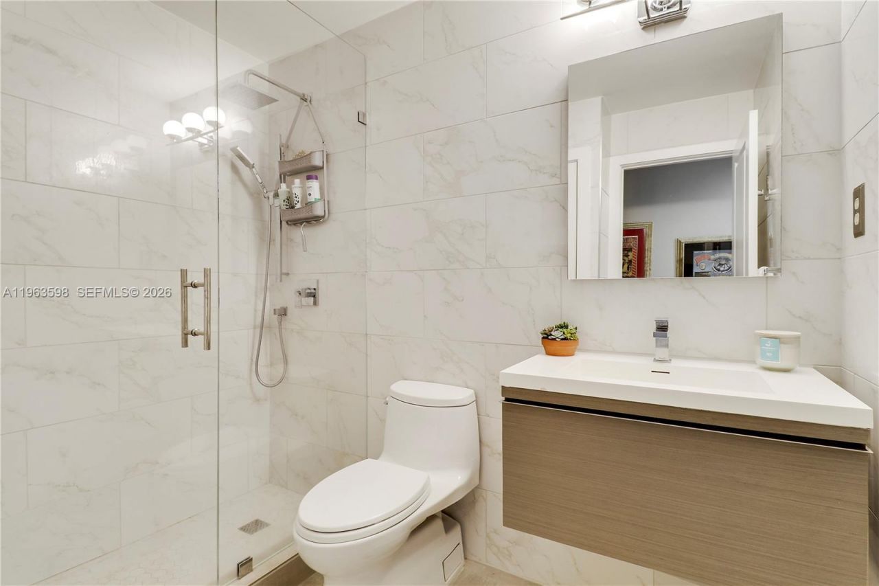 63 N Ironwood Way N , Palm Beach Gardens, FL 33418 Photo