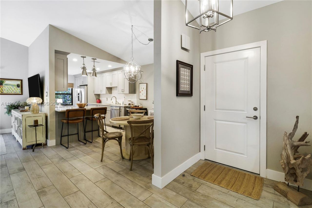 63 N Ironwood Way N , Palm Beach Gardens, FL 33418 Photo