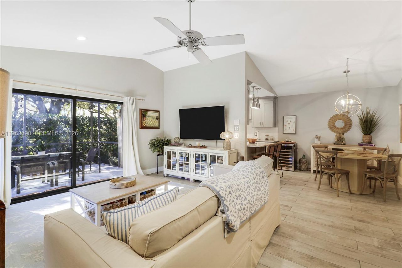 63 N Ironwood Way N , Palm Beach Gardens, FL 33418 Photo