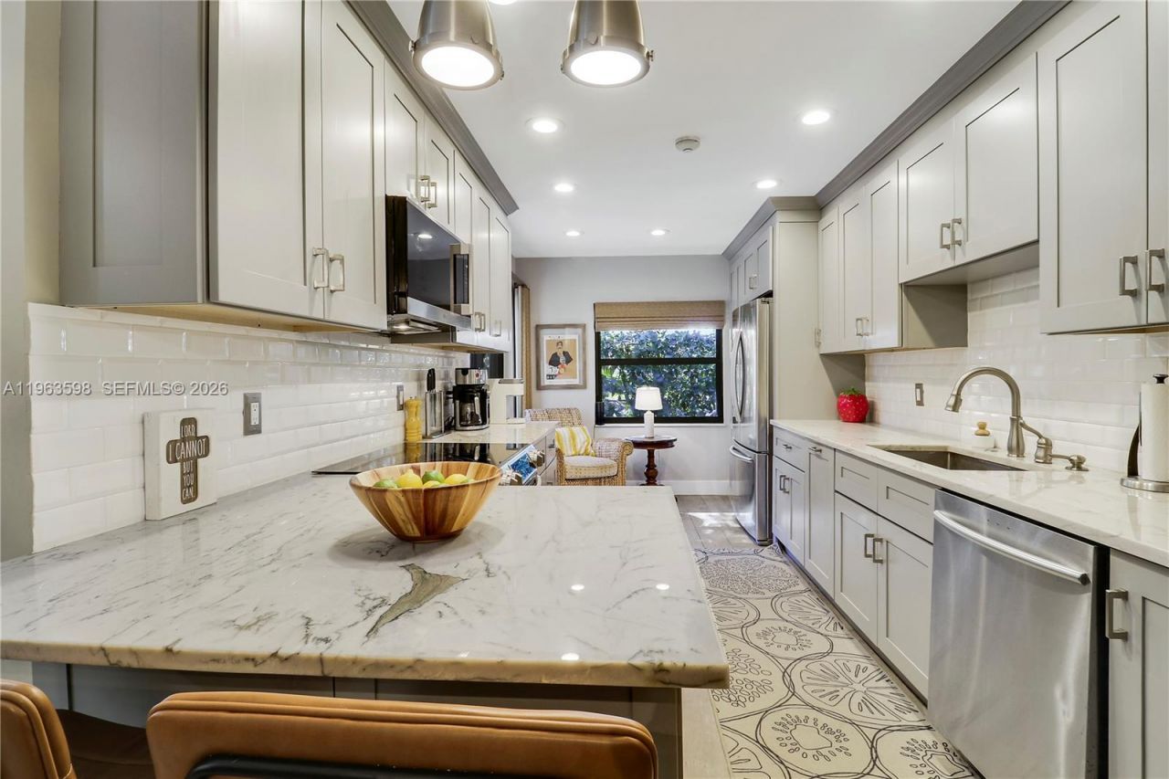 63 N Ironwood Way N , Palm Beach Gardens, FL 33418 Photo