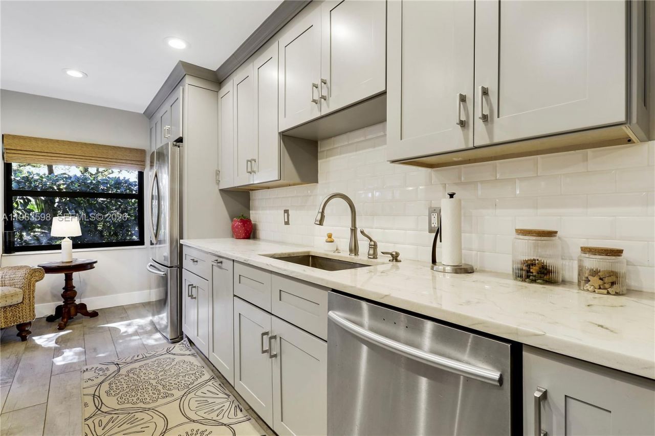 63 N Ironwood Way N , Palm Beach Gardens, FL 33418 Photo