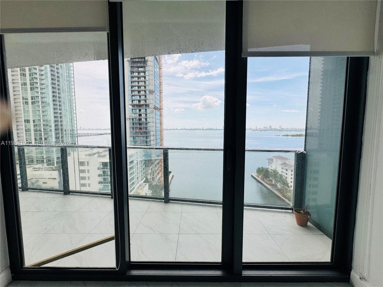 460 NE 28th St, Unit 1602, Miami, FL 33137 Photo