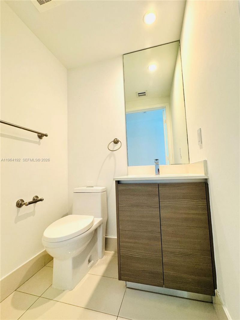 460 NE 28th St, Unit 1602, Miami, FL 33137 Photo
