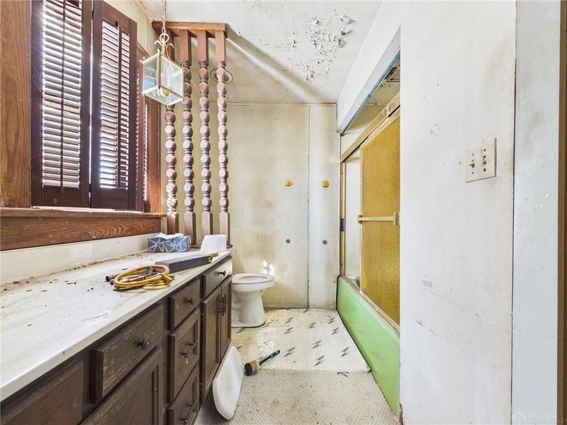 6438 Hahn Road, Bradford, OH 45308 Photo 12