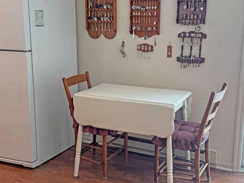 410 Sweetvalley, Kelleys Island, OH 43438 Photo 12