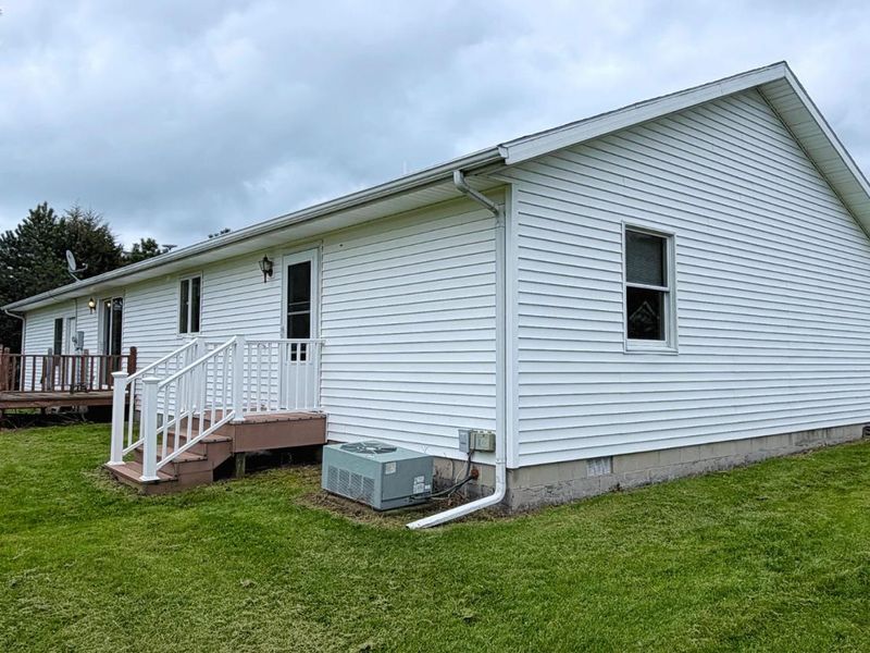 410 Sweetvalley, Kelleys Island, OH 43438 Photo 19