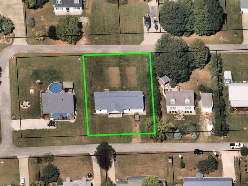 410 Sweetvalley, Kelleys Island, OH 43438 Photo 2