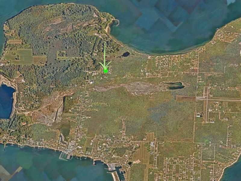 410 Sweetvalley, Kelleys Island, OH 43438 Photo 3