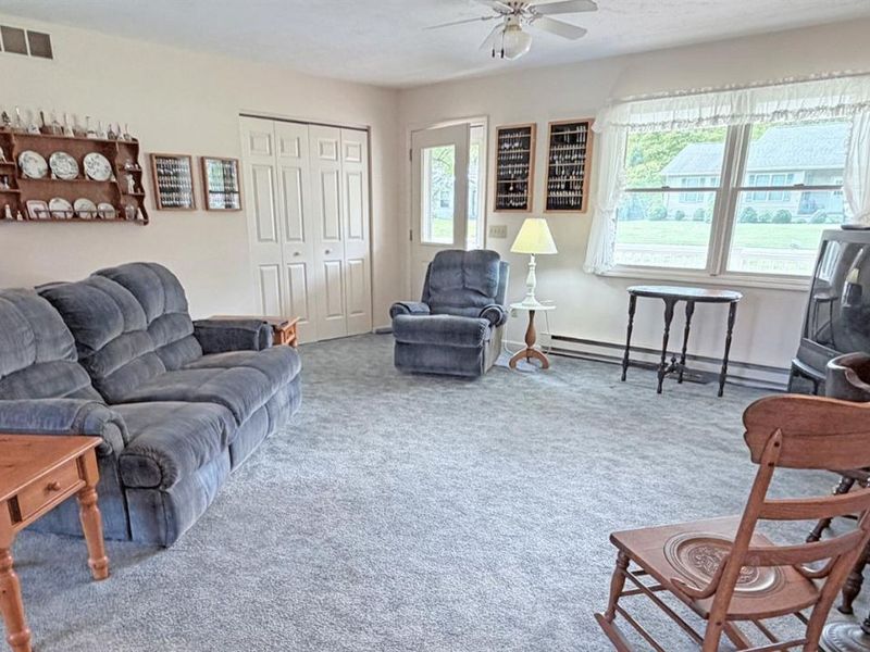410 Sweetvalley, Kelleys Island, OH 43438 Photo 6
