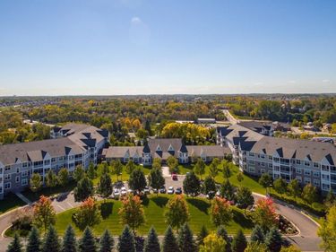 100 Clydesdale Trail, Unit 101, Medina, MN 55340