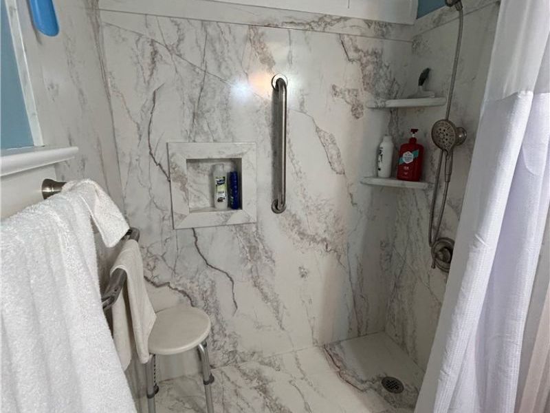 2924 Pease Drive, Unit 114, Rocky River, OH 44116 Photo 11