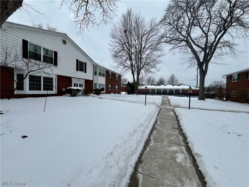 2924 Pease Drive, Unit 114, Rocky River, OH 44116 Photo 24