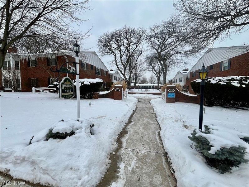 2924 Pease Drive, Unit 114, Rocky River, OH 44116 Photo 25