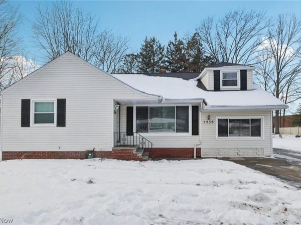 5536 Mackenzie Road, North Olmsted, OH 44070