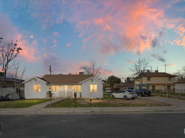 126 S Owens Street, Bakersfield, CA 93307