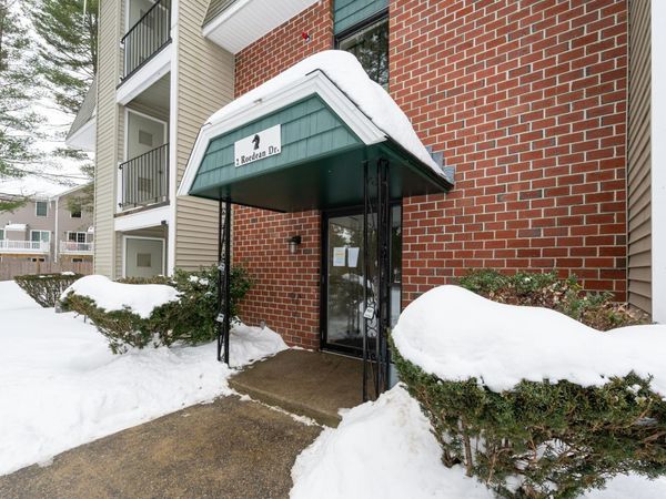 2 Roedean Drive, Unit 307, Nashua, NH 03063