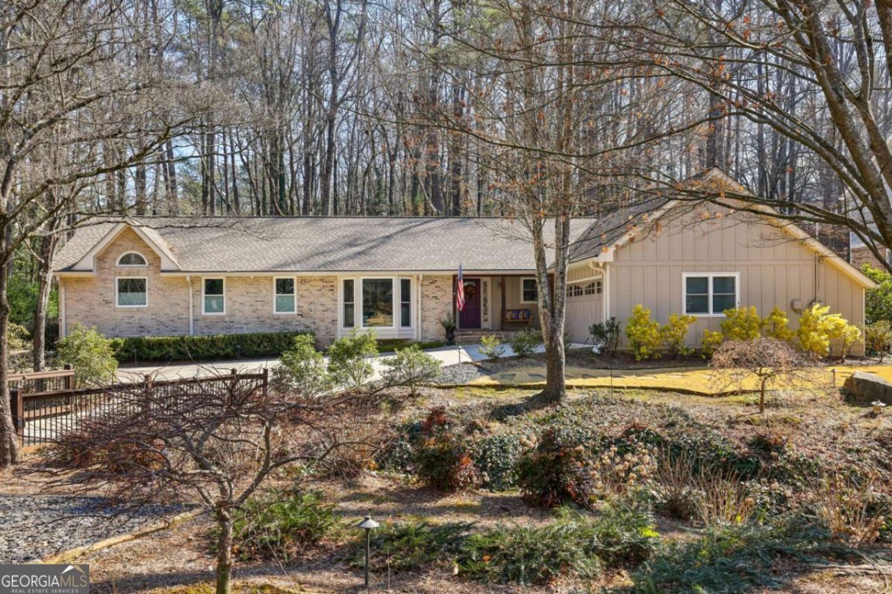 7265 Hunters Branch Drive, Atlanta, GA 30328 Main Photo