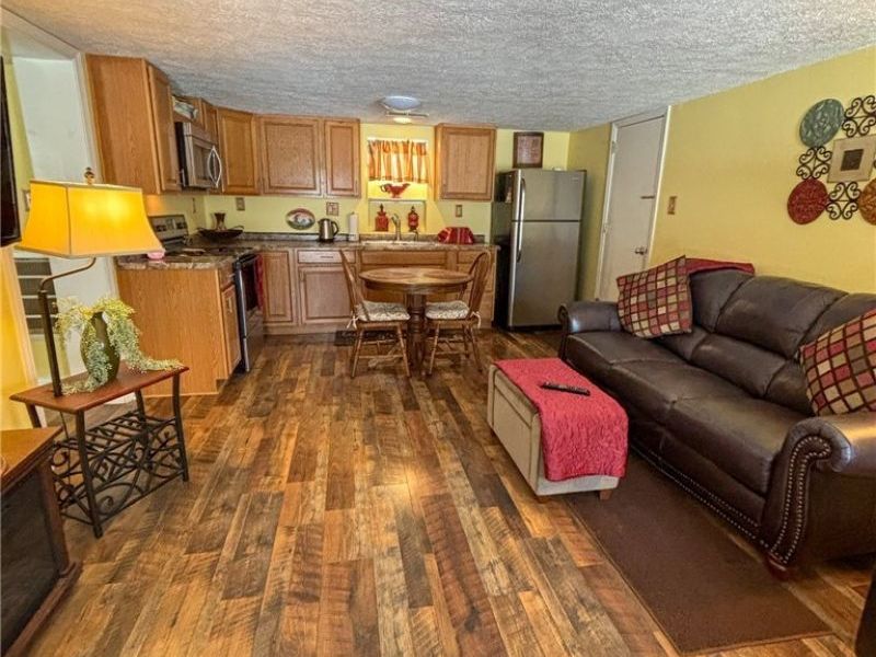 3085 Daisy Avenue, Akron, OH 44319 Photo 5