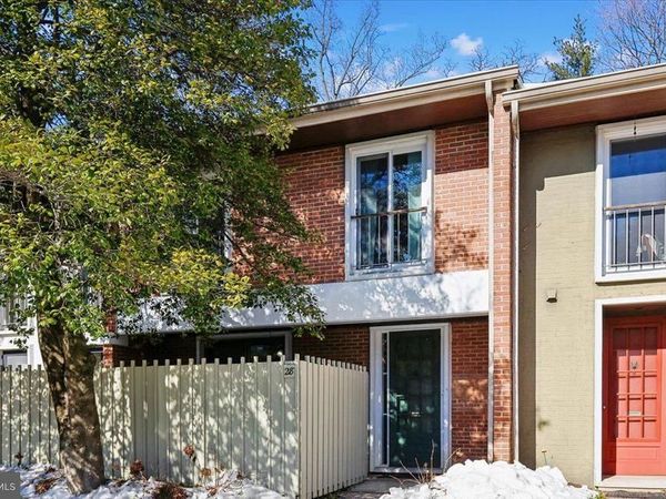 28 BOUTON GREEN COURT, BALTIMORE, MD 21210